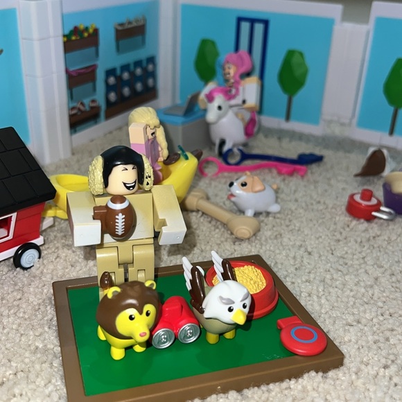 Roblox adopt me play set - Picture 4 of 9